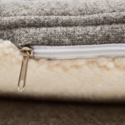 Canadian Cat Company Hunde- & Katzenbett Derby 9 Canadian Cat Company Hunde- & Katzenbett Derby -ROYAL CANIN Verkaufsgeschäft 2d5e747dd5ab291c0a36c7ef0d28a4859c9606e4 1345715 de DE 54e0b4913fee1591bafc74c76fa30c7d8e443d96YP2ZKA